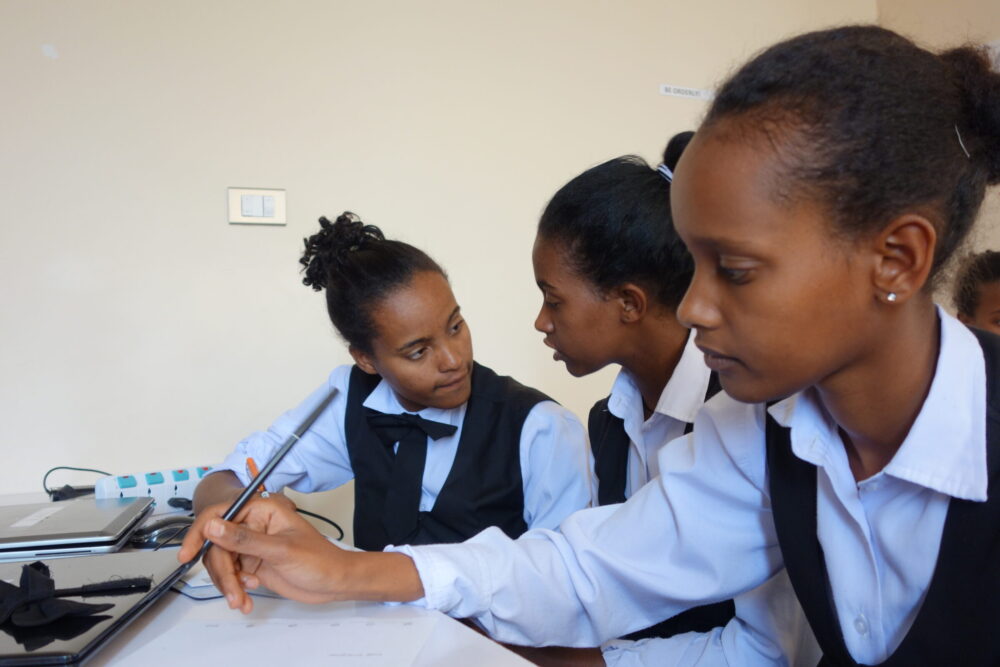 Äthiopien, Zukunft durch Ausbildungen für junge Frauen