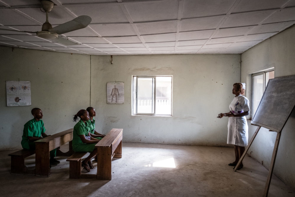 Nigeria, Medizinische Versorgung für die arme Bevölkerung; © Tom Saater