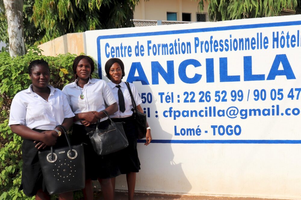 Togo, Zweisprachige Ausbildung mit Perspektiven für junge Menschen