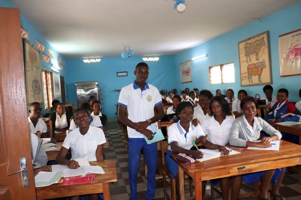 Togo, Zweisprachige Ausbildung mit Perspektiven für junge Menschen