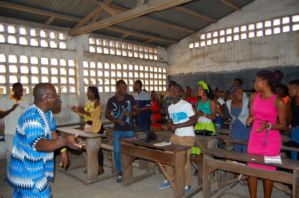 Togo, Zweisprachige Ausbildung mit Perspektiven für junge Menschen